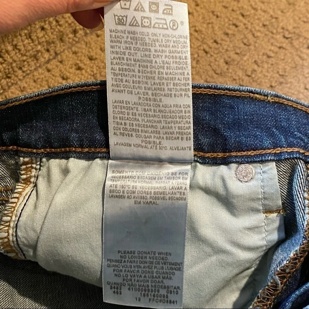 NWT~LEVI’S 515 Blue Boot Cut Mid Rise Jeans Size 4